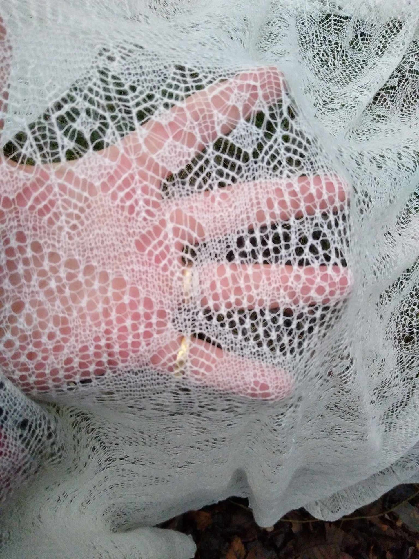 Osborne House Shawl Rectangle ENG PDF