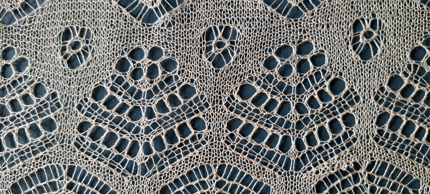 Flowerchild, PDF knit shawl ENG / NL