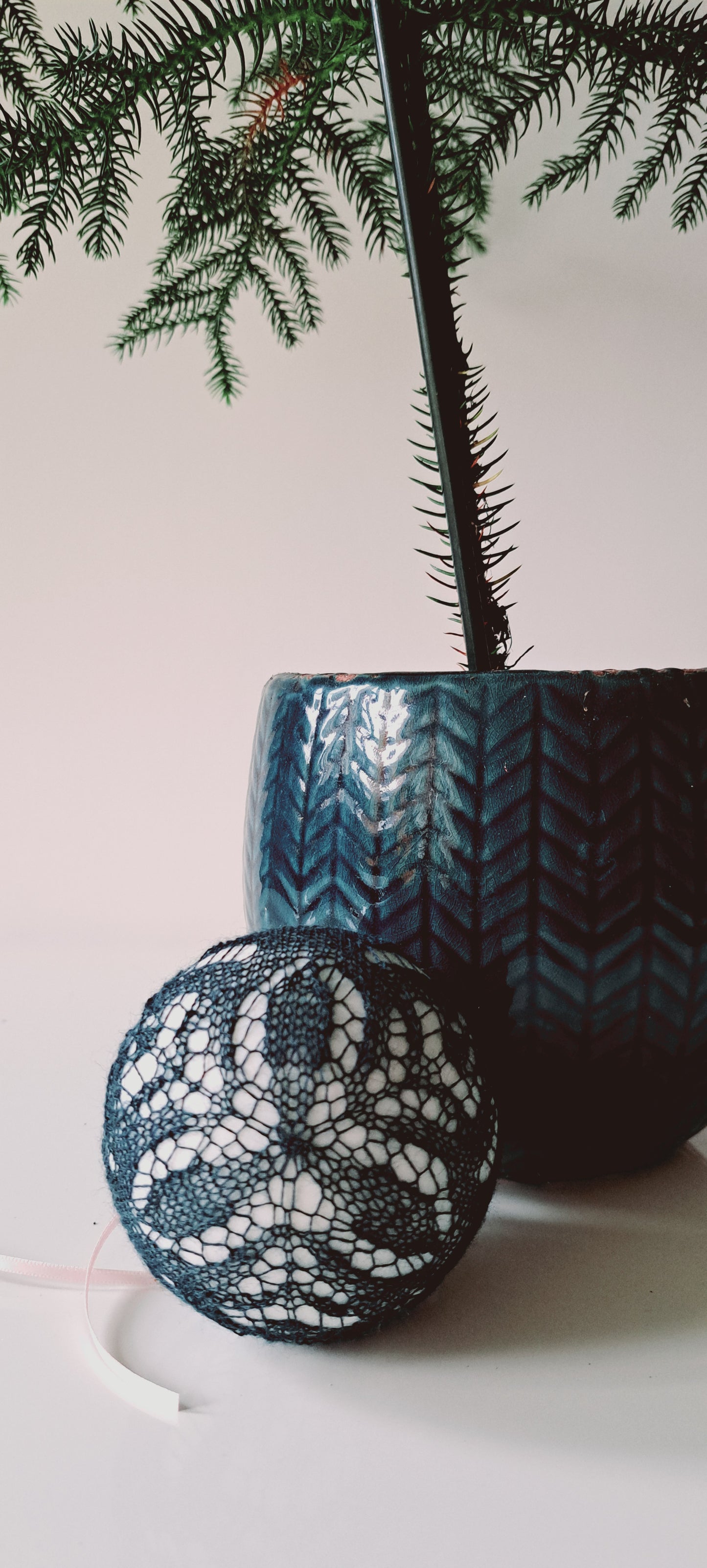 Mae, a Fine Bauble, KNITTING PDF ENG