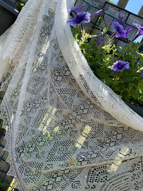 Osborne House Shawl Rectangle ENG PDF