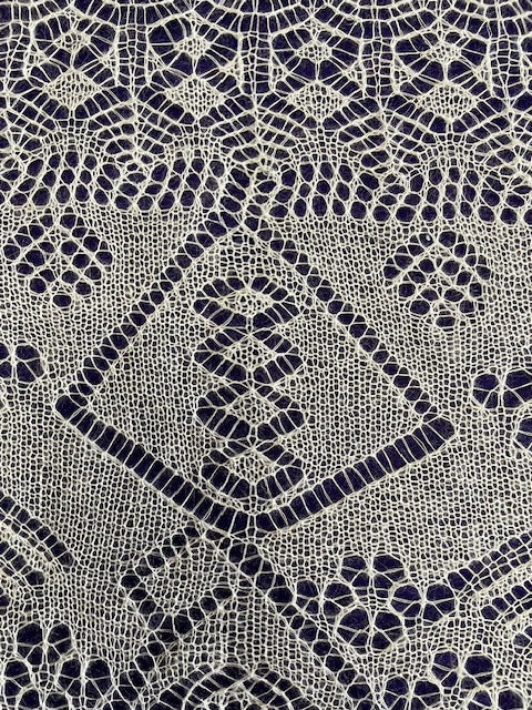 Osborne House Shawl Rectangle ENG PDF