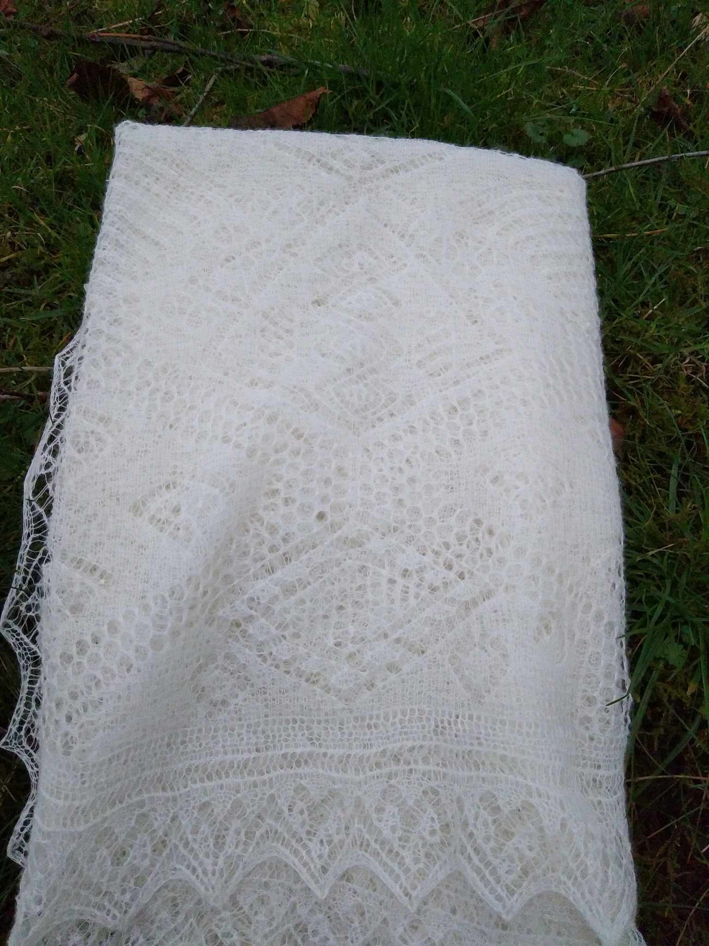 Osborne House Shawl Rectangle ENG PDF