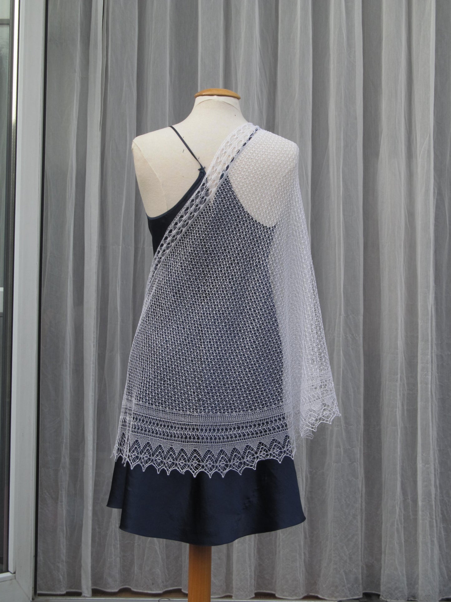 The 12th of Never ENG PDF (S / L & PLUS)