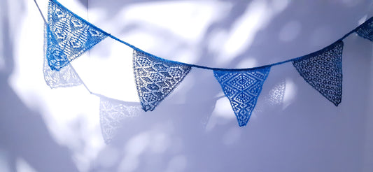 A Fine Lace Snack, ENG PDF