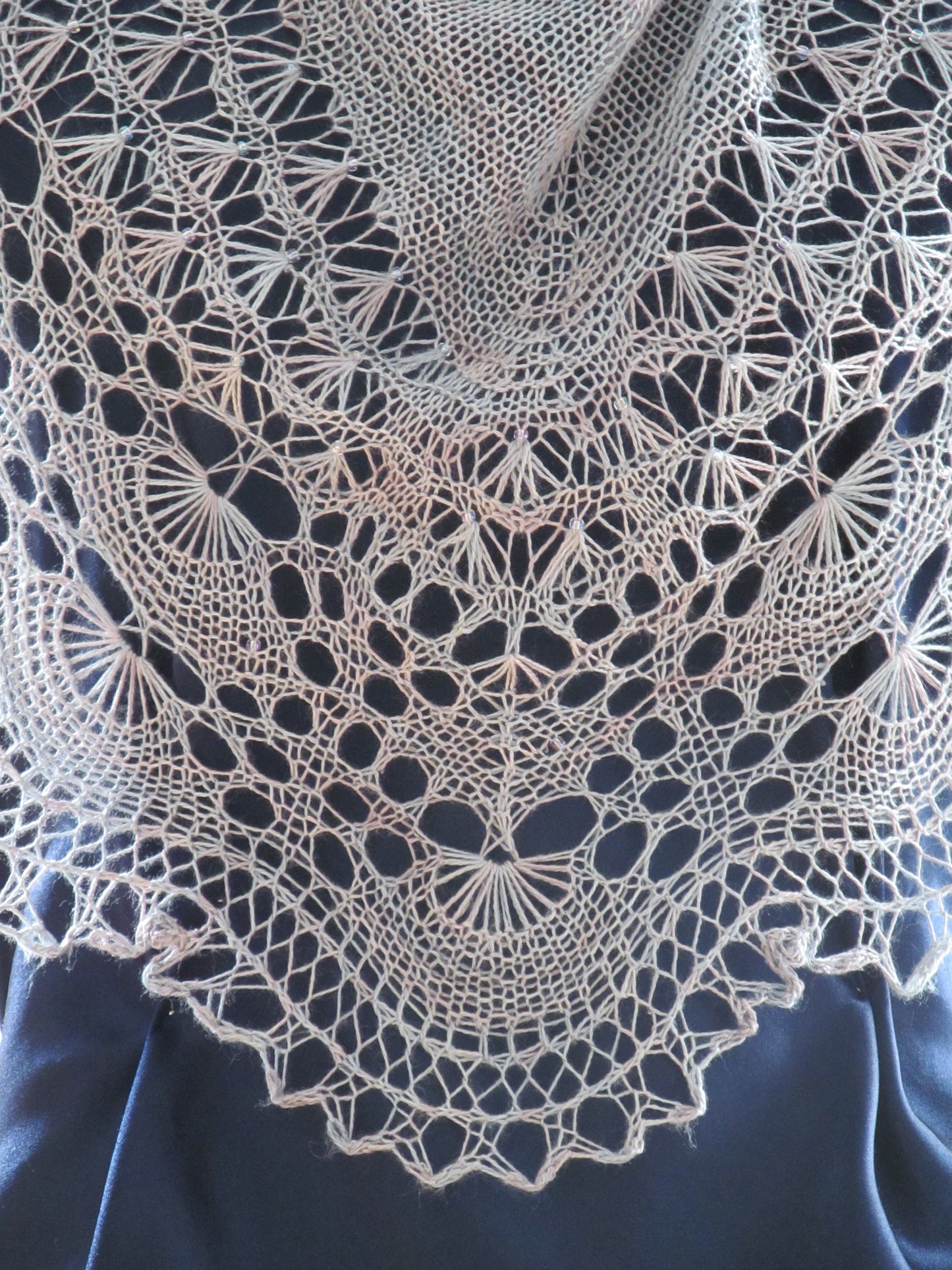 Across the Beach NL PDF